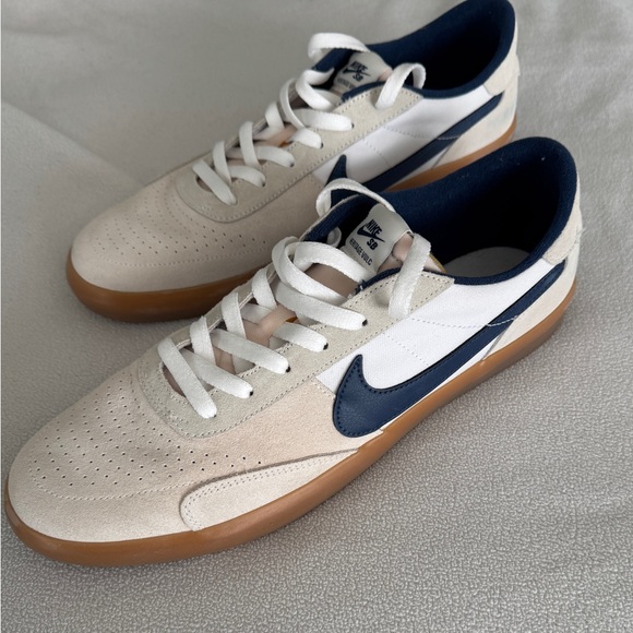 Nike Other - Nike SB Heritage Vulc white/blue size 13